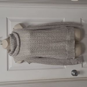 American rag sweater women's Size M light gray rolled neck cold shoulder